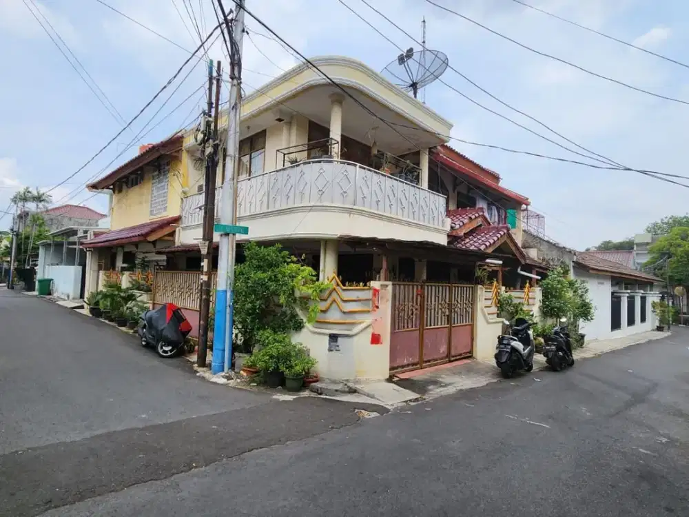 Rumah 2 Lantai Di Jalan Plester Kayu Putih Pulomas