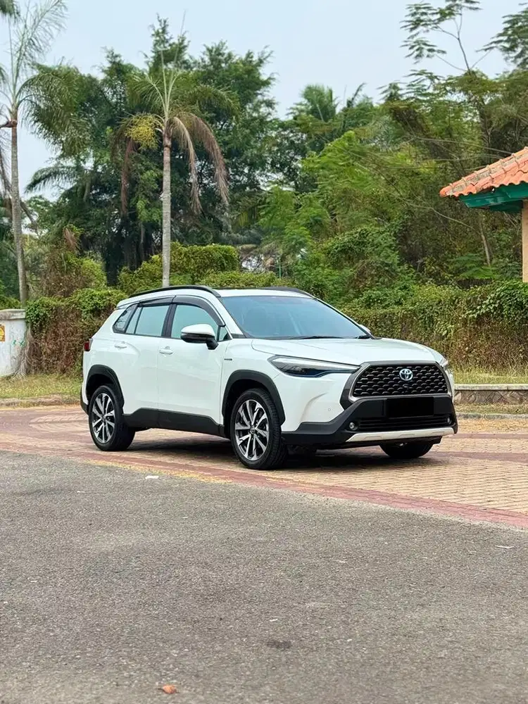 Km 40rb! COROLLA CROSS HYBRID 2023 BERKUALITASS