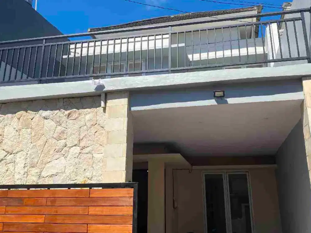 RUMAH BARU LANTAI II DI GRAND SRIKANDI MANSION MUNGGU BANTAS