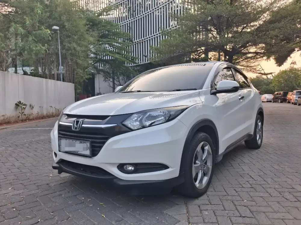 Honda HRV 1.5 E AT Cvt 2017 Putih