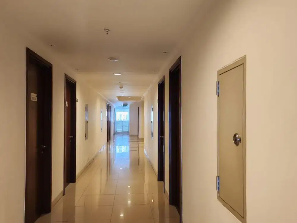 Apt Studio Strategis Signature Park Grande LT 8 Dkt Stasiun LRT & KRL