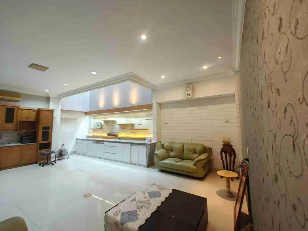 Rumah 3 lantai Permata Buana - 8x18 - Siap Nego.