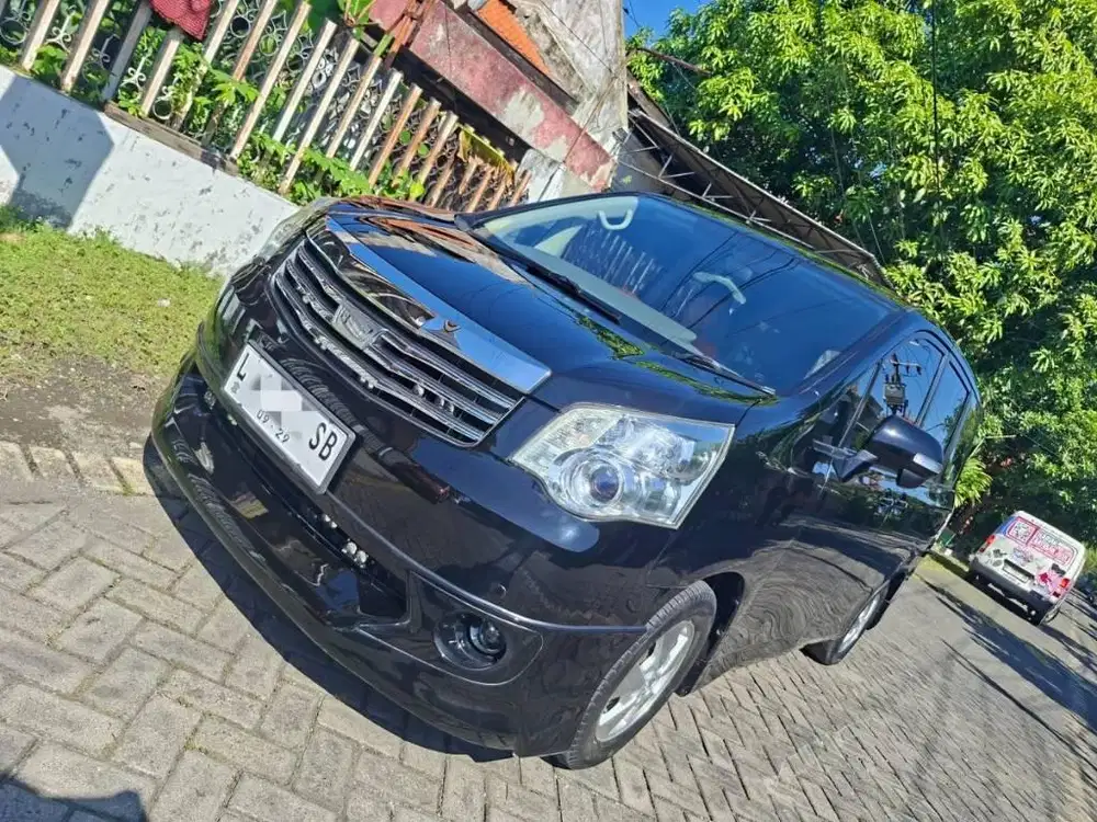 Toyota Nav1  2.0 V Bensin Matic/At 2013 Kondisi Istimewa Dn Siap Pakai