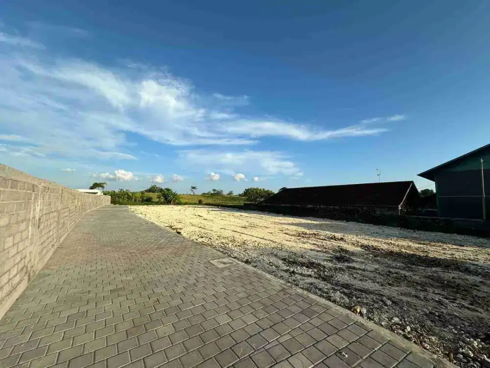 TANAH LUASAN KECIL SISA 1 KAVLING DI PADONAN CANGGU DEKAT KE ATLAS BERAWA
