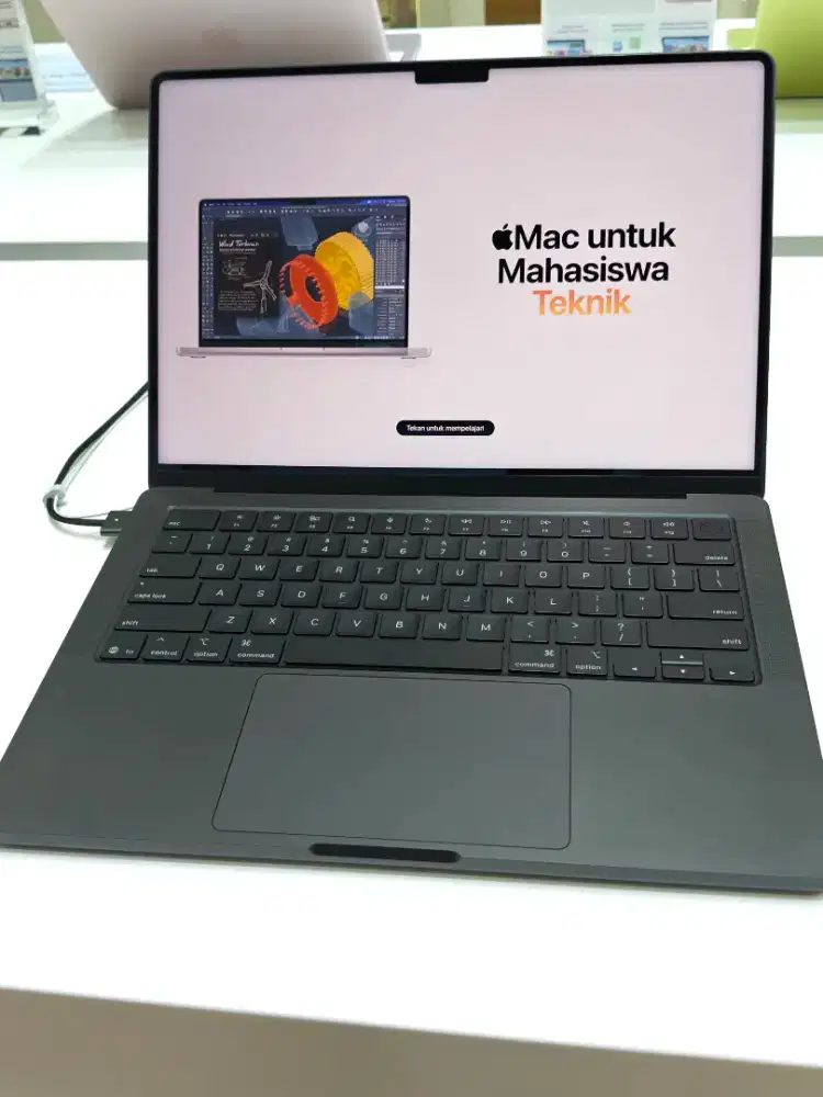 READY MACBOOK PRO M5 16/1TB