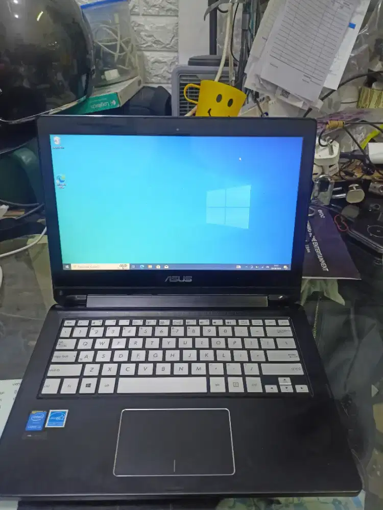 Laptop Asus Q302L TOUCHSCREEN