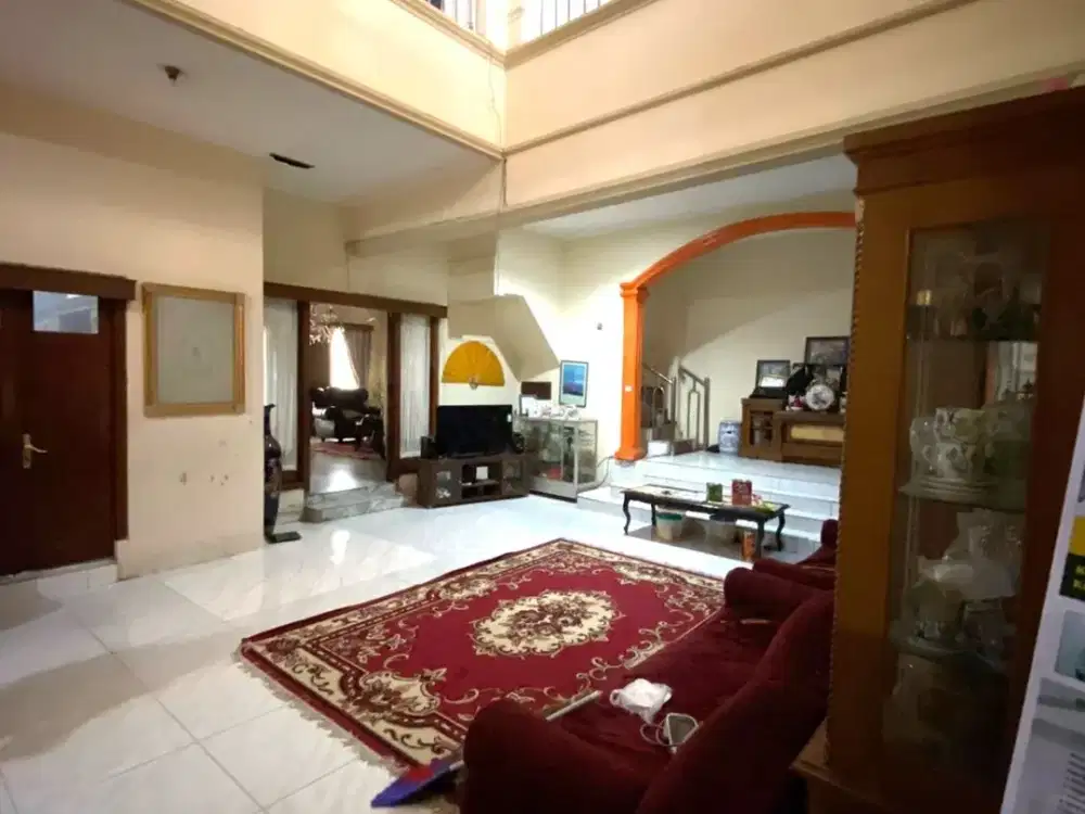 Dijual Rumah Luas Radio Dalam Kebayoran Baru – LT 500 m², 7 KT, SHM