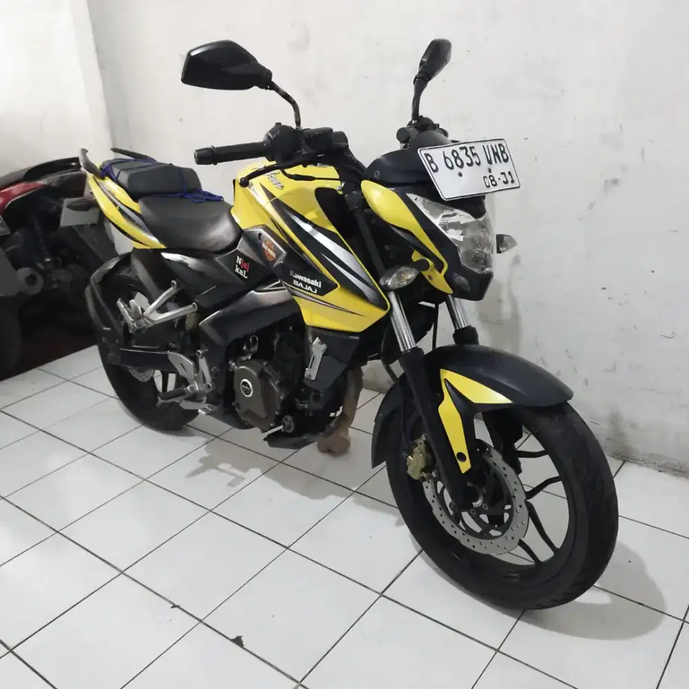 Kawasaki BS200 2014 Lengkap Bagus