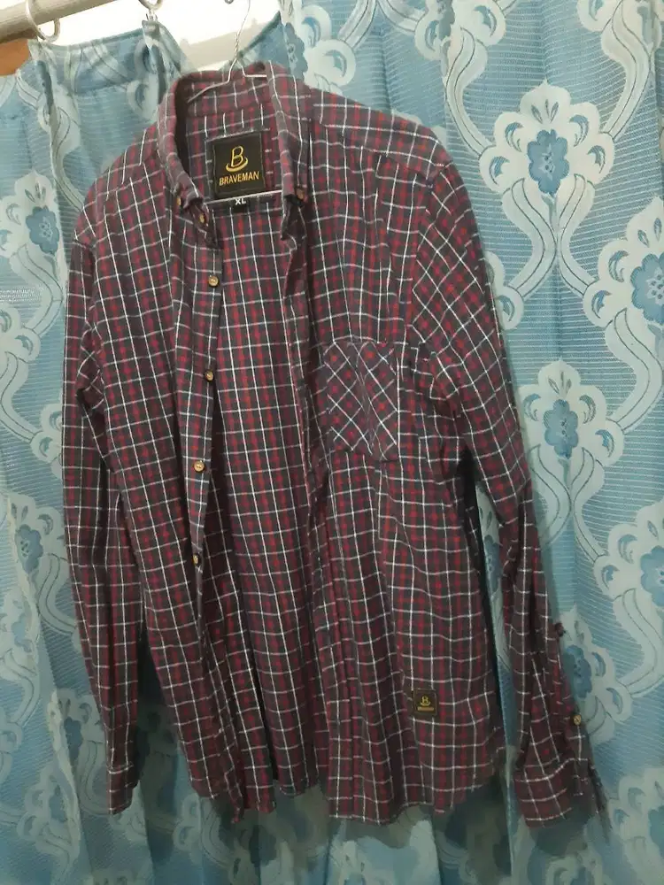 Kemeja lengan panjang kotak kotak merah merek Brave Man Size XL