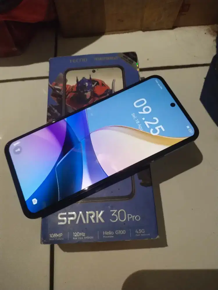 Tecno spark 30  8/128   minus pemakaian aja