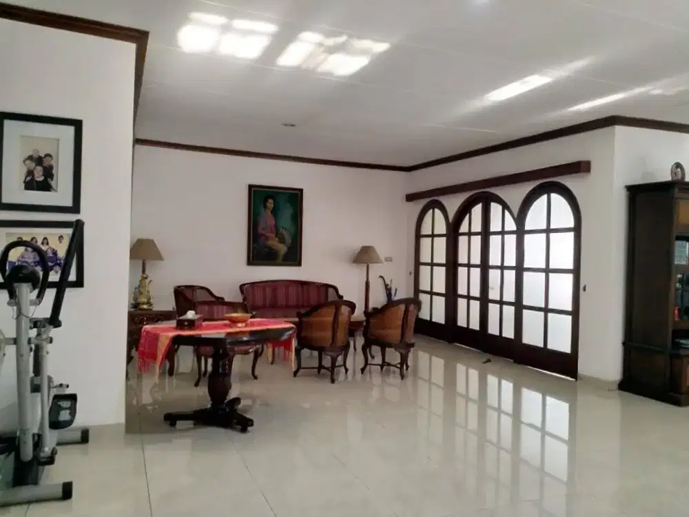 DIJUAL & DISEWAKAN RUMAH MEWAH  Radio Dalam – Gandaria, Jakarta Selatan
