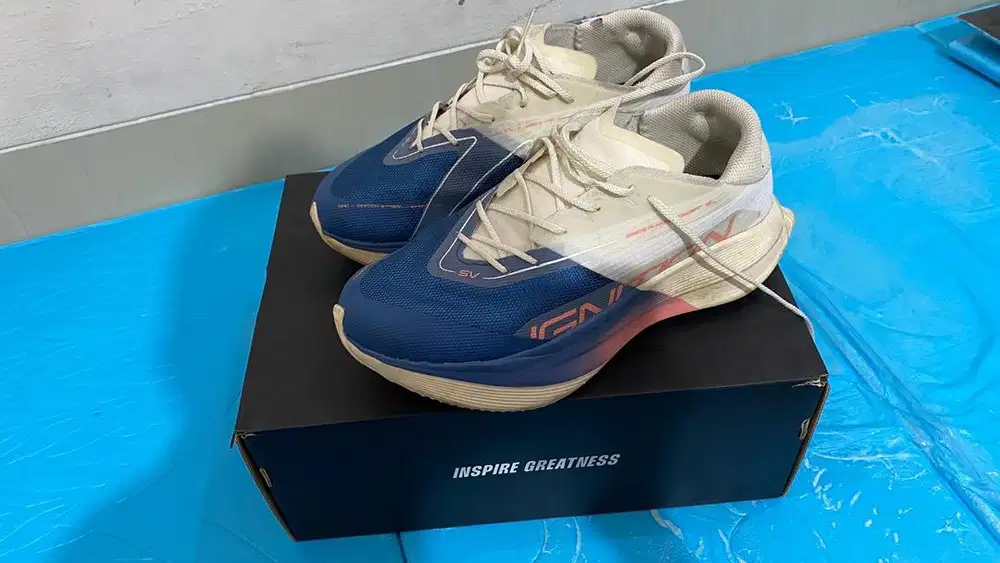 SPECS SEPATU RUNNING IGNITION STREAK SV SUBS1 PRISTINE SPE1040098