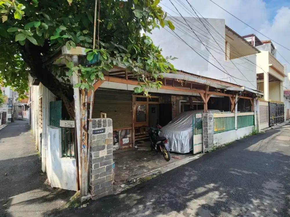 Rumah Hook di Tebet Timur Jakarta Selatan Hitung Tanah