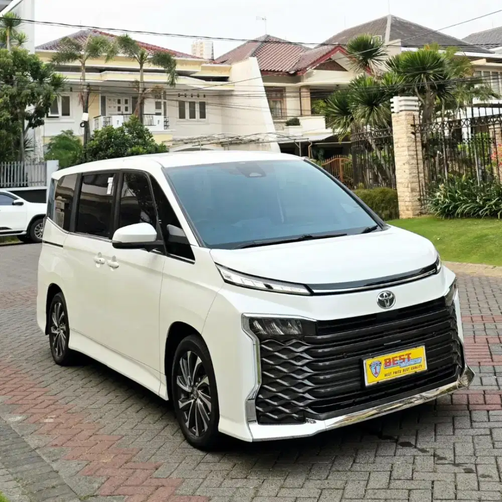 Toyota Voxy 2.0 TSS 2023