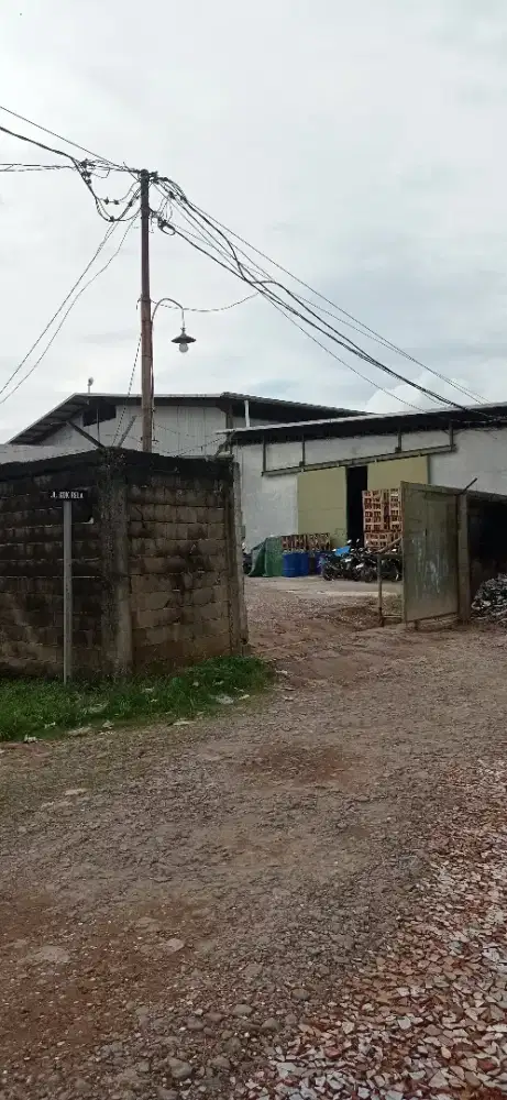 Dijual gudang besar + lahan tj api api