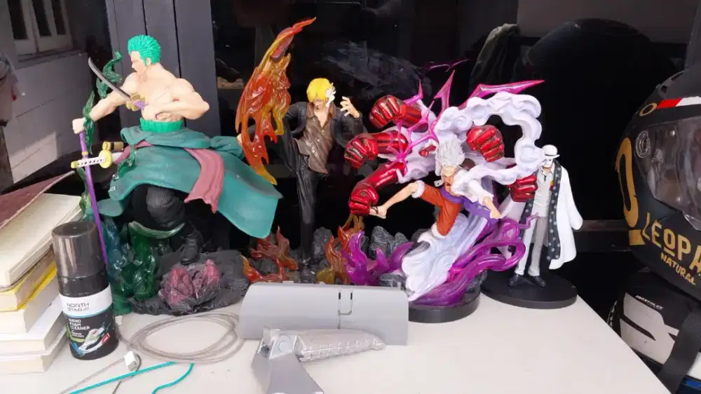 Action figure one piece