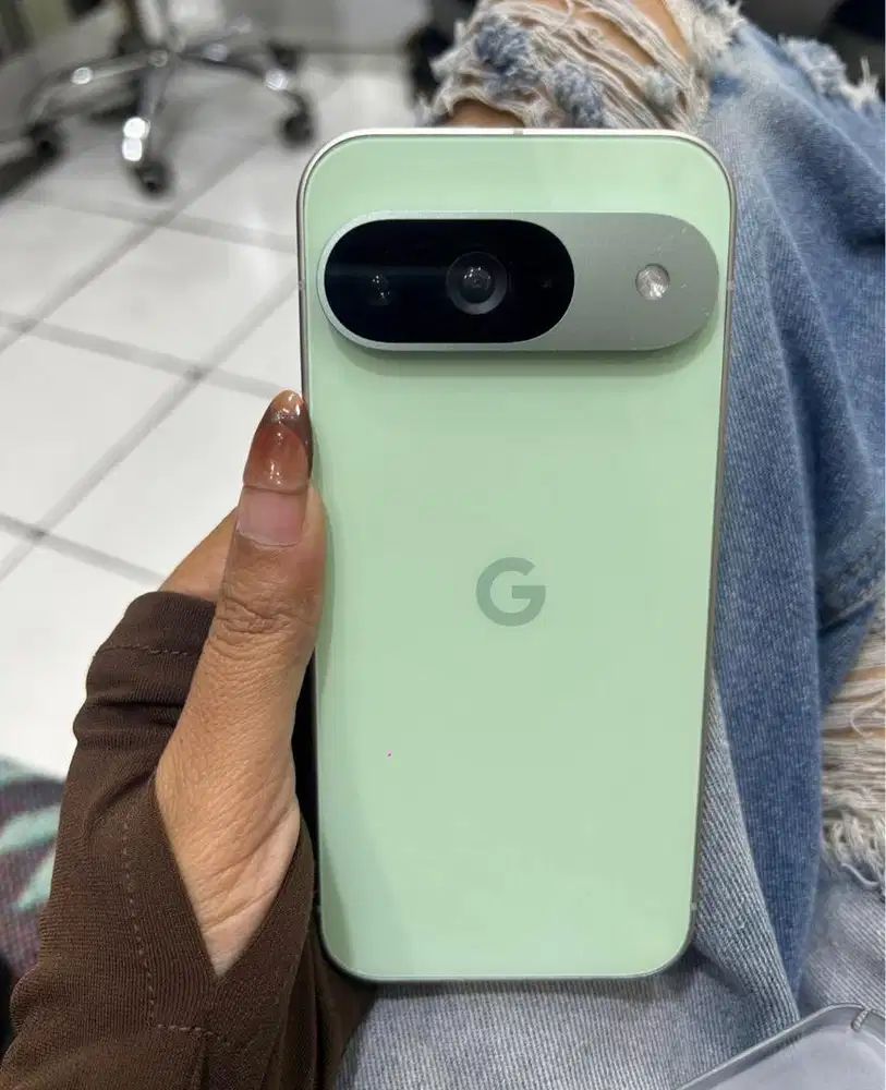 google pixel 9 .