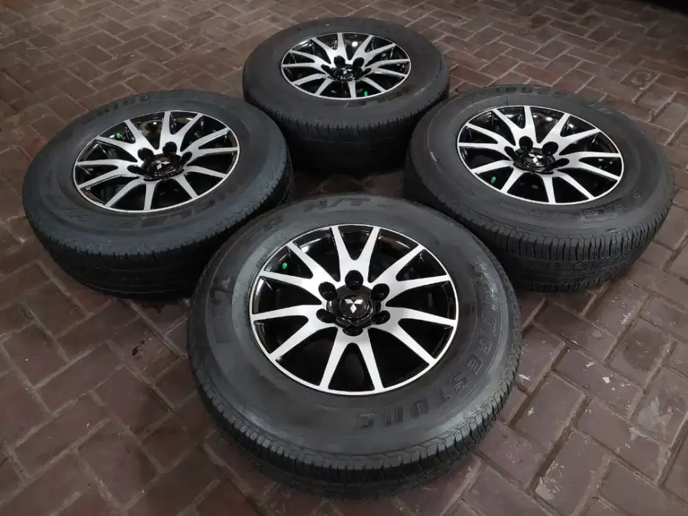 Velg Ban Bridgestone Ori Pajero R17 Masuk Exceed Dakar Strada Triton