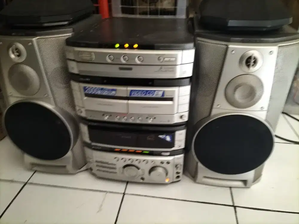 Kompo Sony mhc v5550 kondisi siap pake sebagai amply payer
