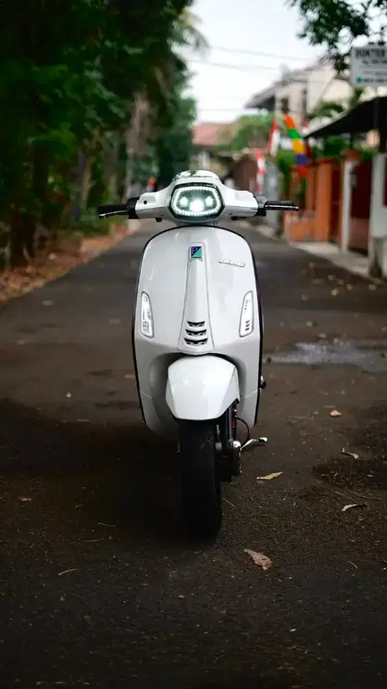 VESPA SPRINT 150 3V 2016 PUTIH MODIF - TERMURAH SEINDONESIA