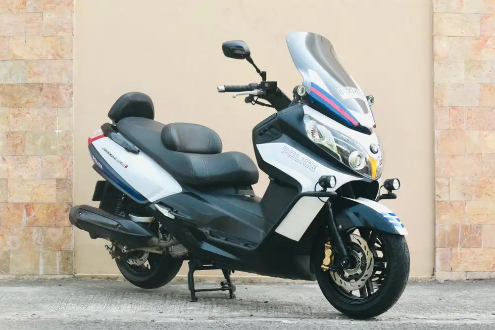 Sym Maxsym 400i, Forza, Xmax, Primavera, MP3