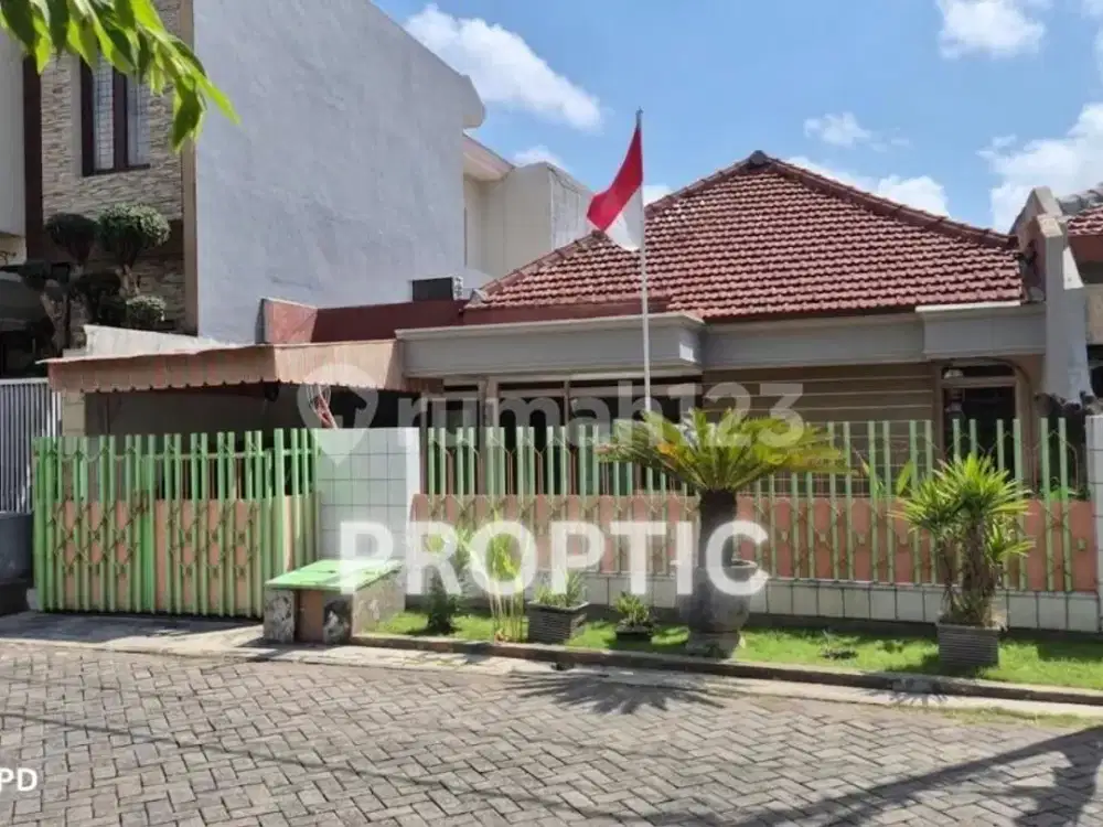 Rumah 1 Lantai Manyar Surabaya - Drm331apd