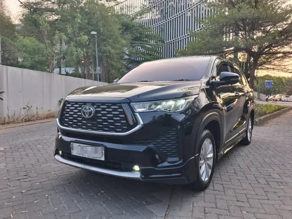 Toyota Zenix 2.0 V Hybrid AT Cvt 2023 Modelista