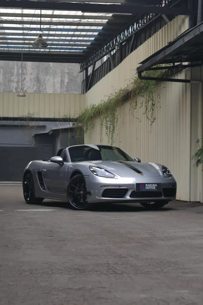 [ LIKE NEW ] PORSCHE BOXTER 718 2.0 PDK SPORT CHRONO 2025