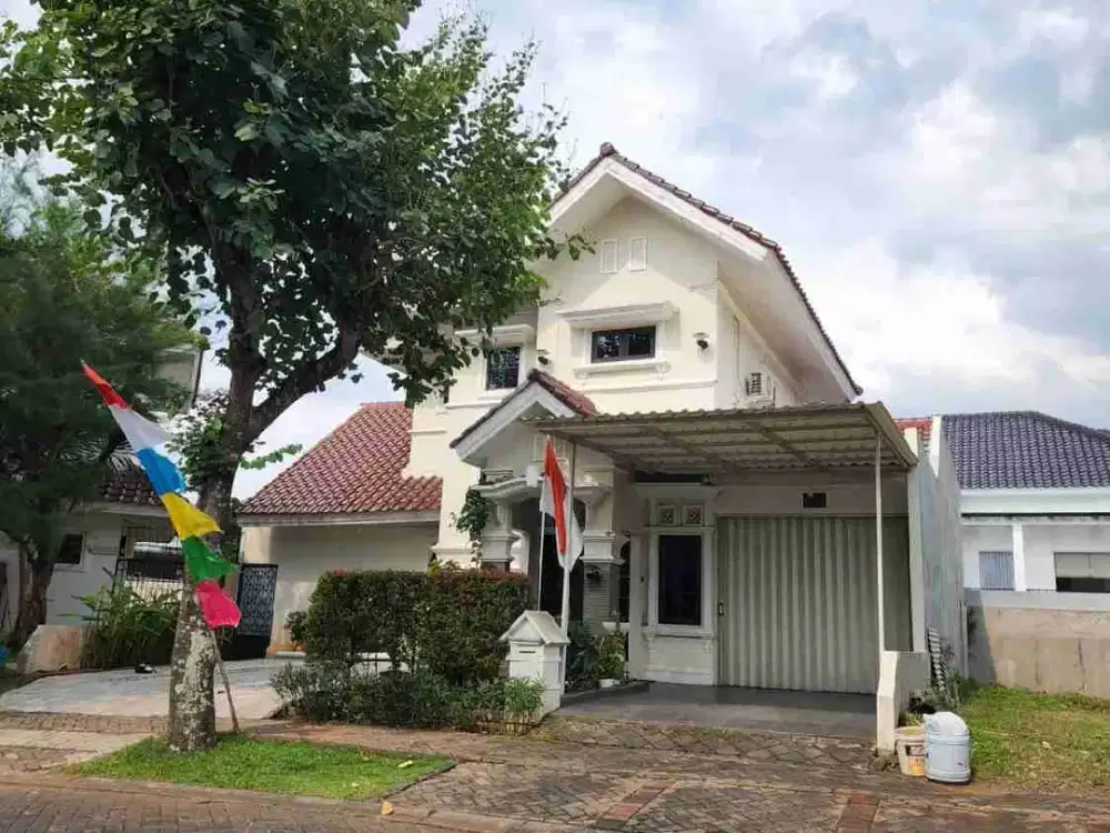 rumah siap pakai bagus di BSB city