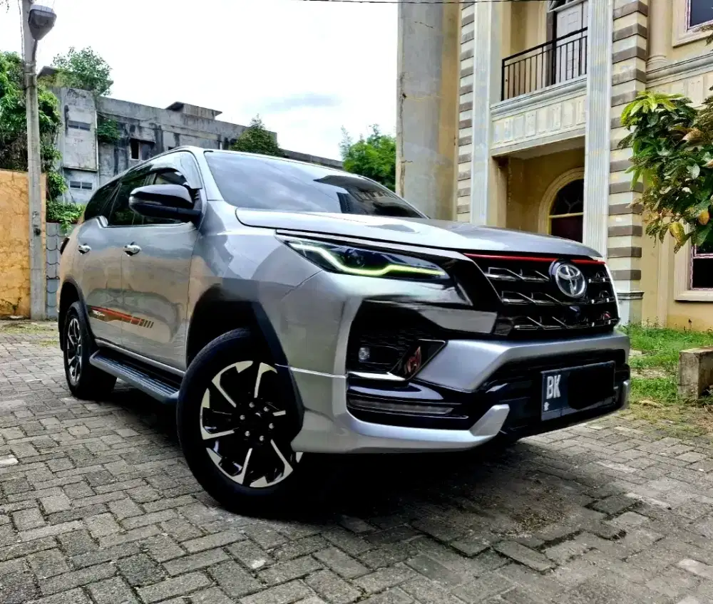 Dp 69jt Fortuner Vrz Trd 2020 / 2021