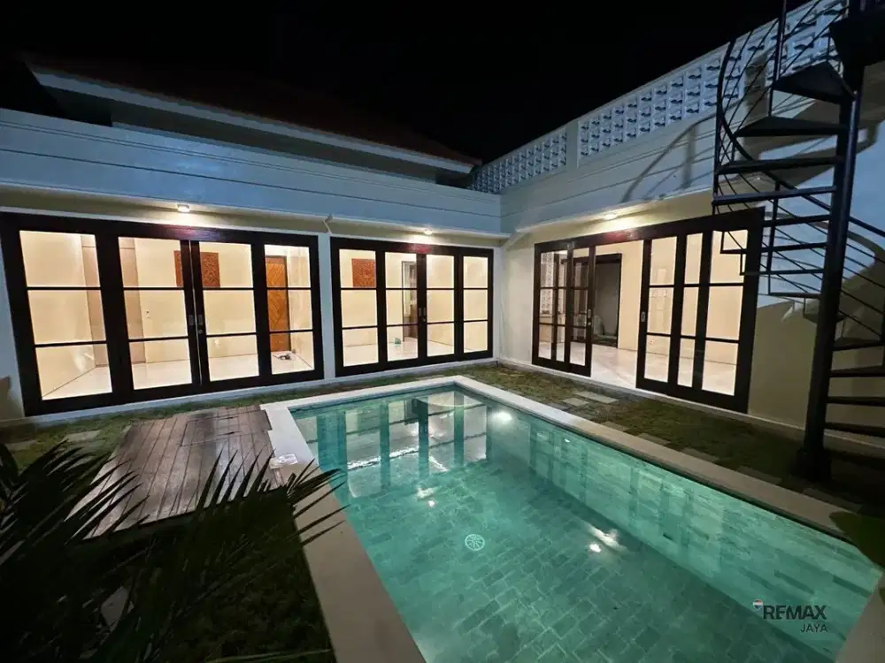 Villa  1 Lantai Dikomplek Perumahan Disewakan, di Umalas