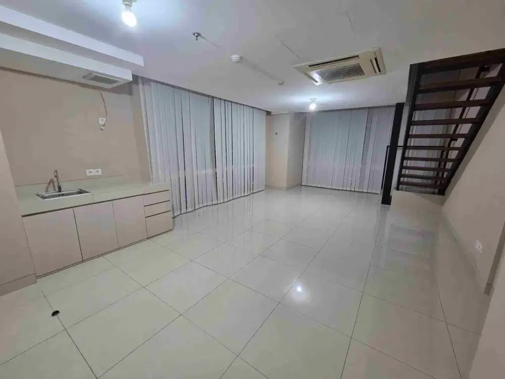 UResidence Tower Bizloft/ Tower5  Disewakan Murah Lippo karawaci