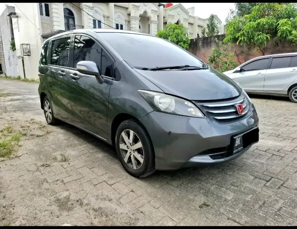 Dp 15jt Honda Freed Psd E AT Matic 2011 /2012