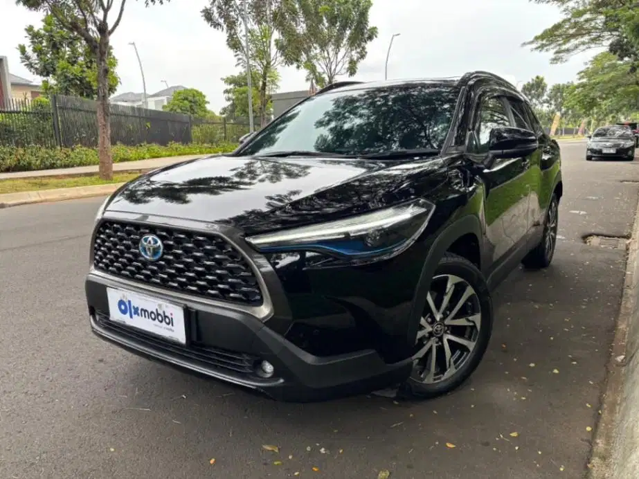 DP MURAH Toyota Corolla 1.8 Cross Hybrid Bensin-AT 2022 Hitam CDFOB