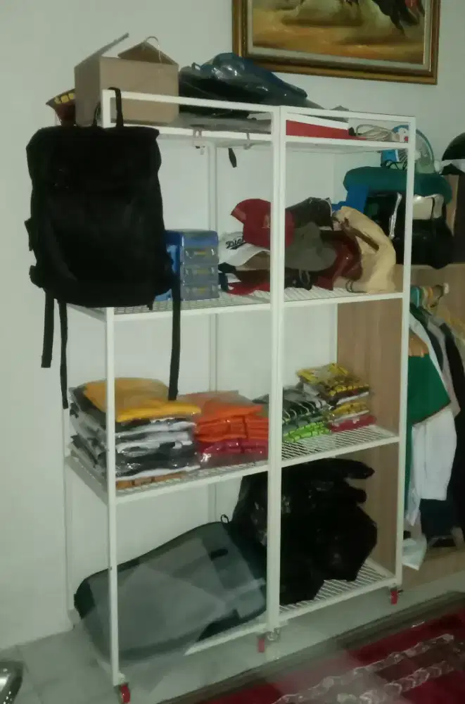 Rak besi kokoh 3 susun