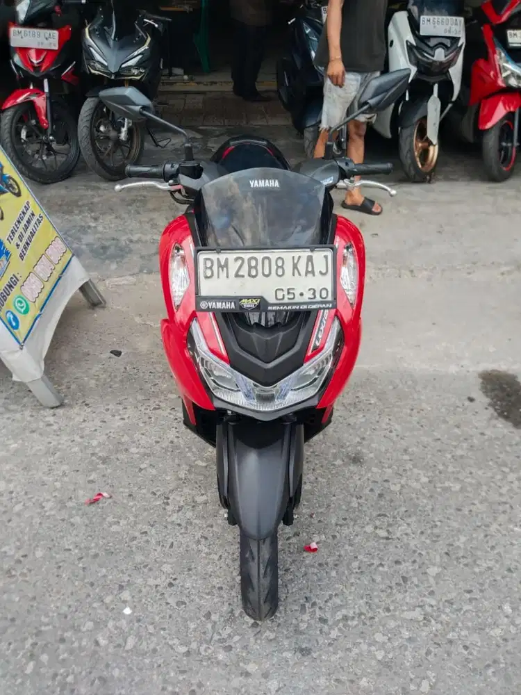 Dijual cepat Yamaha Lexi lc tahun 2024