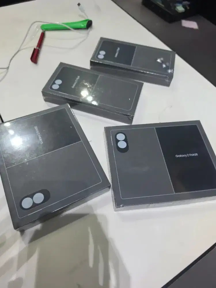 SAMSUNG GALAXY FLIP 8