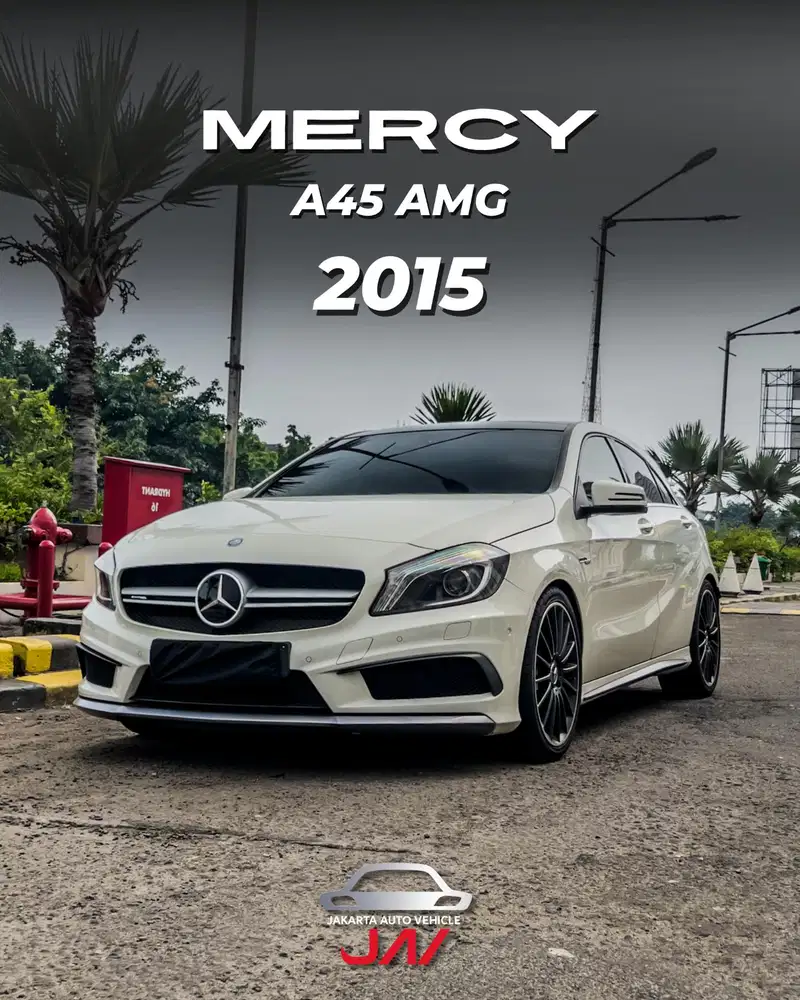 Mercedes Benz A45 AMG 2015 / LIKE NEW / LOW ODO / MINT CONDITION