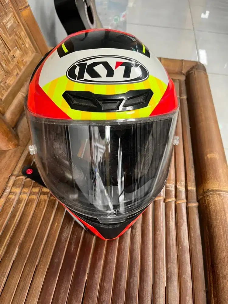 KYT TT COURSE,size M,kondisi like new