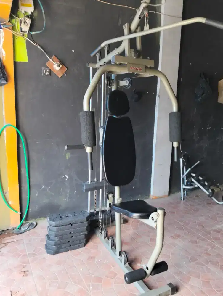 Home gym Alat olahraga fitness gym