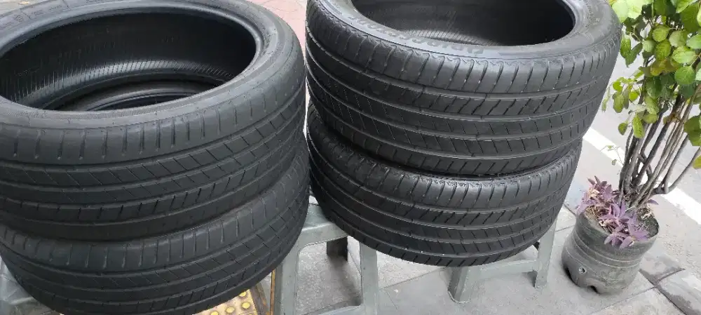 4ban BMW Mercy 245/45/R20 2pcs 275/40/R20 2pcs Bridgestone Alenza RFT