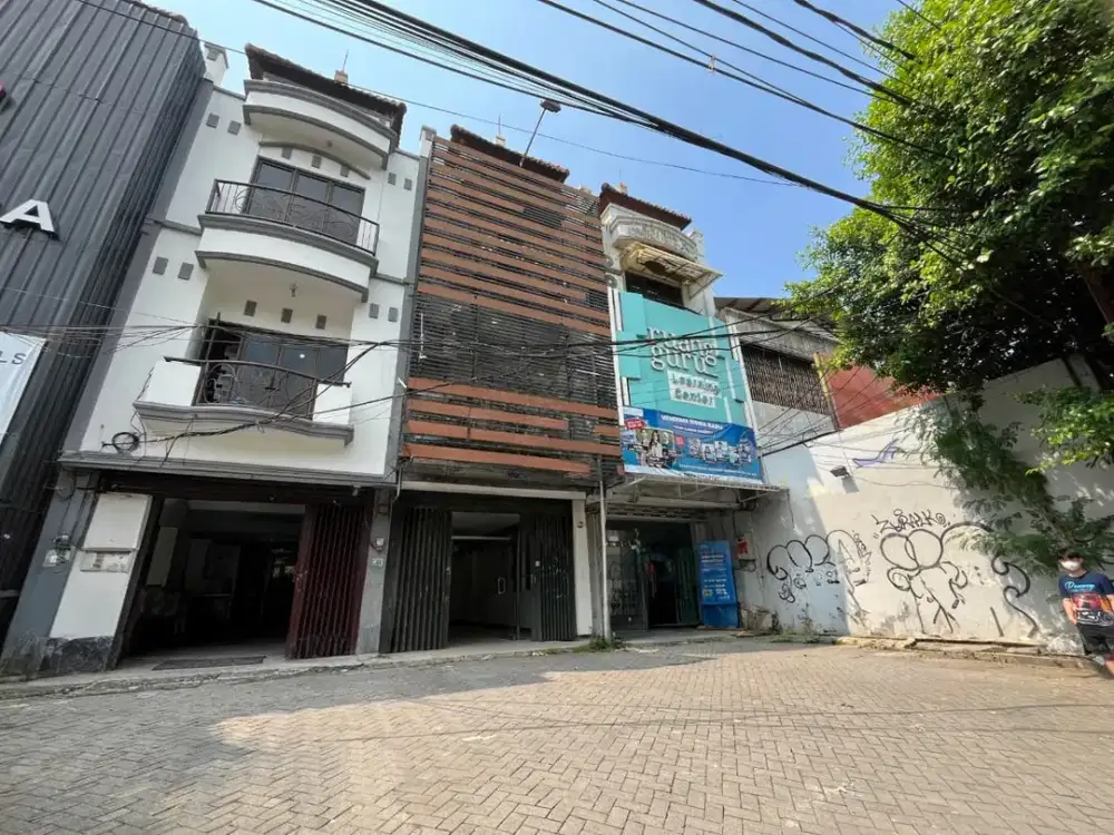 Ruko Raya Ngagel Jaya Surabaya Strategis Cocok untuk resto, kantor, apotik