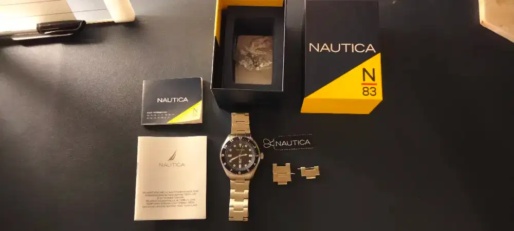 Nautica N83 Finn world