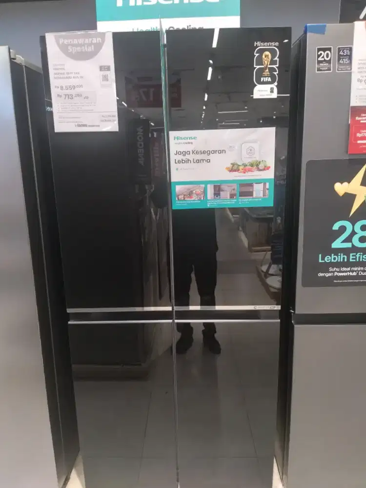Kulkas Multidoor (4 pintu) 467 Liter Hisense