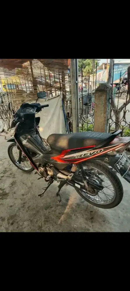 Jual Honda Revo 2008 surat lengkap mesin Alus