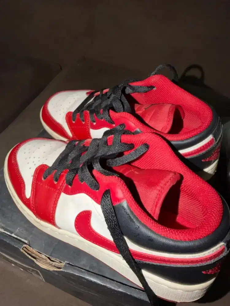 Air Jordan 1 Low GS Bulls Merah Putih Hitam Original Full Box