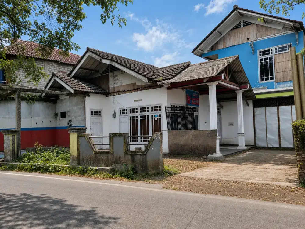 Rumah 2 Lantai Dijual Jl. Aria Wiratanudatar, Tanah Luas 222 M²