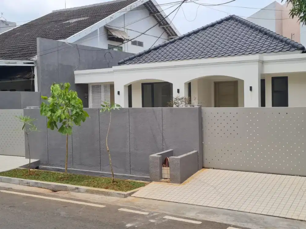 Di Jual Rumah Strategis di Cipinang Jatinegara