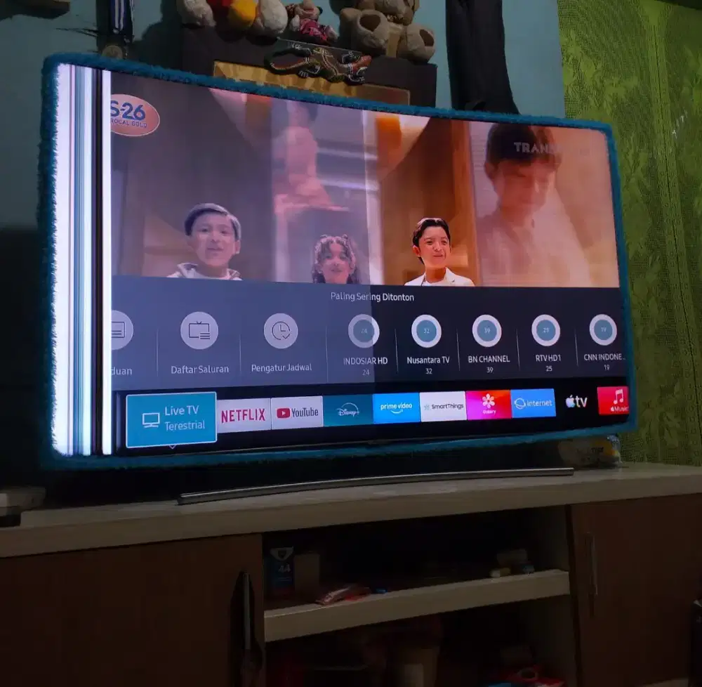 TV Smart 55inch Layar lengkung