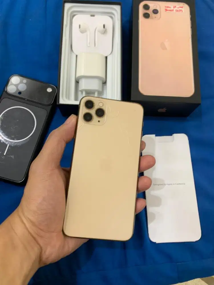 Dijual iPhone 11 promax 64gb sinyal all operator